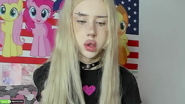 Joy Barker online show from March 15, 1:18 pm