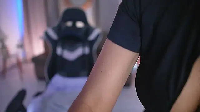 Sara albrecht online show from March 4, 12:55 pm