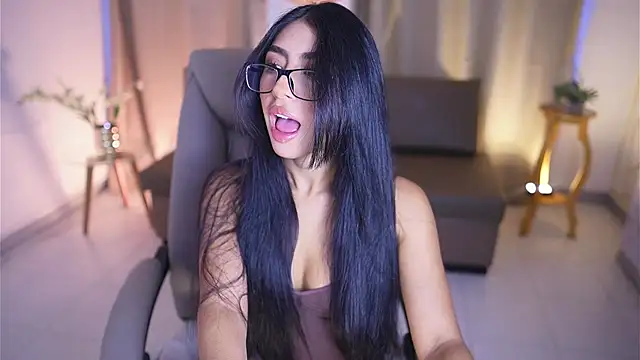 Sara albrecht online show from March 20, 12:43 pm