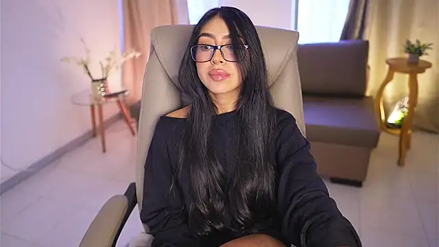 Sara albrecht online show from March 18, 3:44 pm