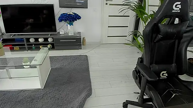Beauty Anne online show from May 8, 5:33 am