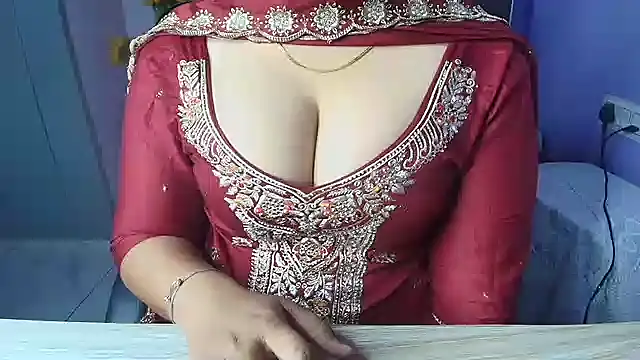 KhwahisHH online show from November 15, 10:08 am