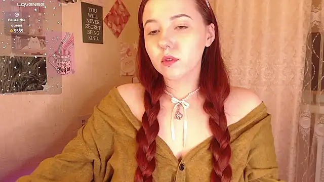 Snapshot of ___CLARY___ chatting on March 20, 11:23 pm CLARY online show from March 20, 11:23 pm