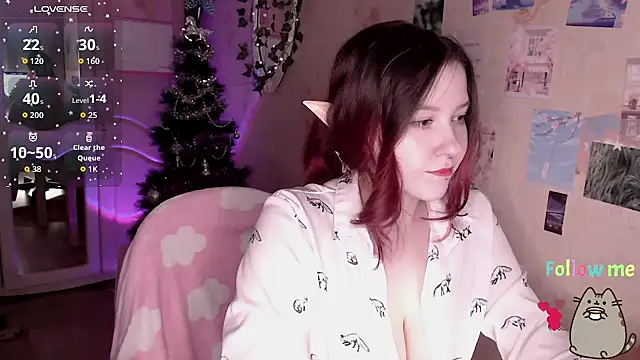 Snapshot of ___CLARY___ chatting on December 16, 9:30 pm CLARY online show from December 16, 9:30 pm