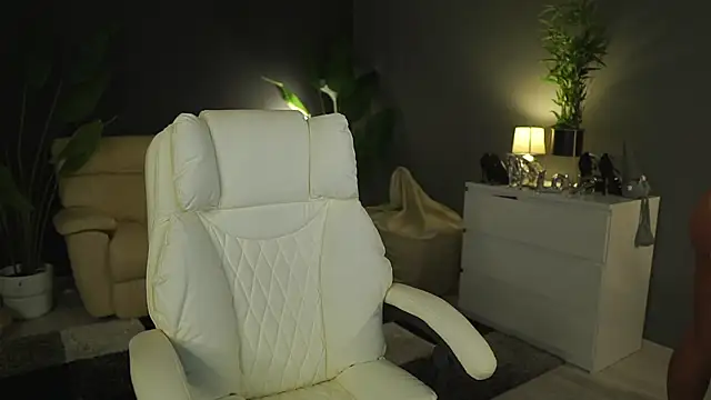 SweetBlondy35 online show from February 5, 6:26 pm