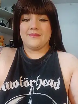 ItsNaiixa online show from May 30, 10:04 pm