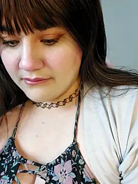 ItsNaiixa online show from October 24, 12:42 am