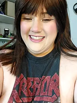 ItsNaiixa online show from February 27, 12:33 am