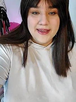 ItsNaiixa online show from November 1, 8:46 pm