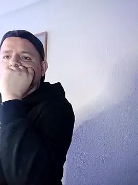 lobito1997 online show from March 16, 1:17 am