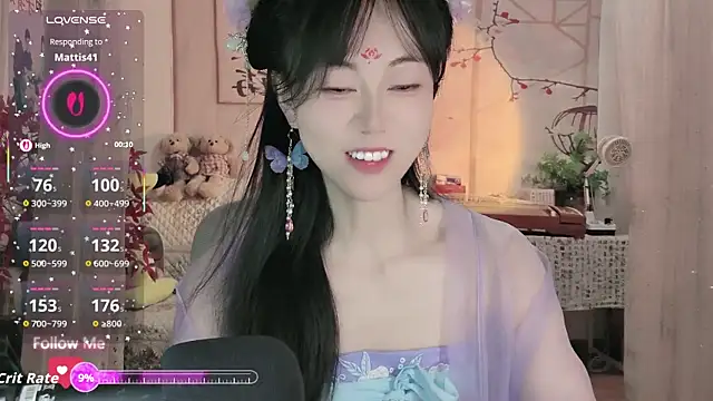 Snapshot of Lisa-s chatting on October 2, 12:25 am Lisa-s online show from October 2, 12:25 am