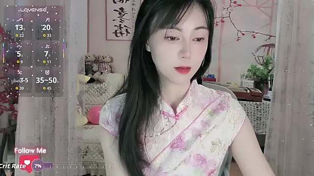 Snapshot of Lisa-s chatting on October 27, 1:39 am Lisa-s online show from October 27, 1:39 am