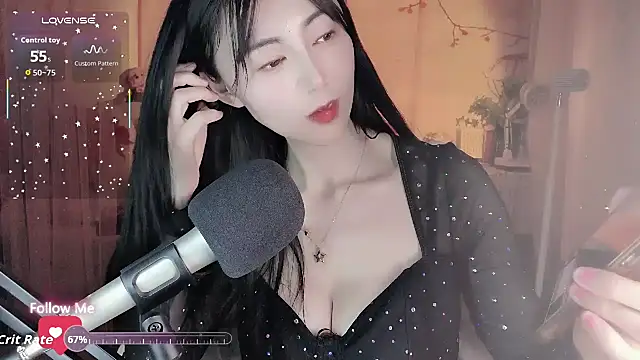 Snapshot of Lisa-s chatting on November 20, 1:56 pm Lisa-s online show from November 20, 1:56 pm