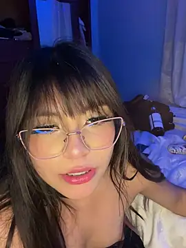 Lily candy X online show from March 18, 7:44 am