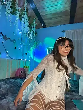 Lily candy X online show from March 17, 3:53 am