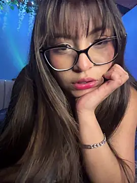 Snapshot of Lily_candy_X chatting on January 9, 5:47 am Lily candy X online show from January 9, 5:47 am