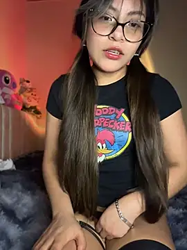 Lily candy X online show from May 16, 4:44 am