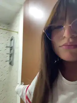 Lily candy X online show from March 11, 5:13 am
