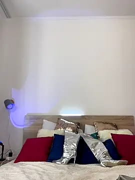 KateRedgar online show from September 29, 9:16 am