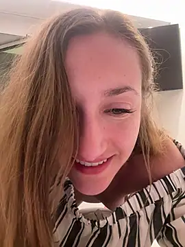 KateRedgar online show from July 20, 8:44 pm