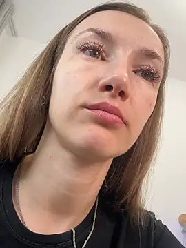KateRedgar online show from July 6, 2:13 pm