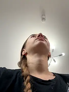 KateRedgar online show from November 8, 9:57 am