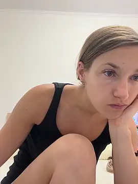 KateRedgar online show from December 3, 10:03 am