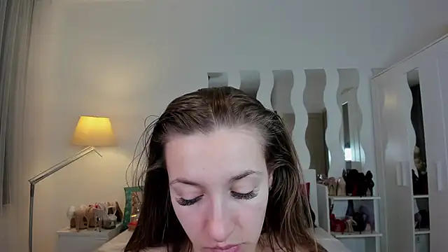 KateRedgar online show from March 13, 6:34 pm