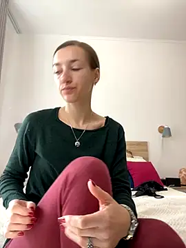 KateRedgar online show from October 1, 8:30 am