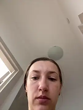 KateRedgar online show from June 16, 9:53 am