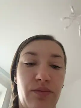 KateRedgar online show from April 6, 6:25 am