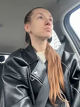 KateRedgar online show from June 18, 11:59 am