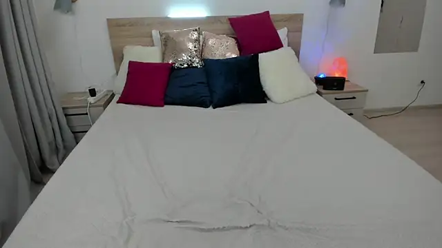 KateRedgar online show from March 20, 7:59 pm