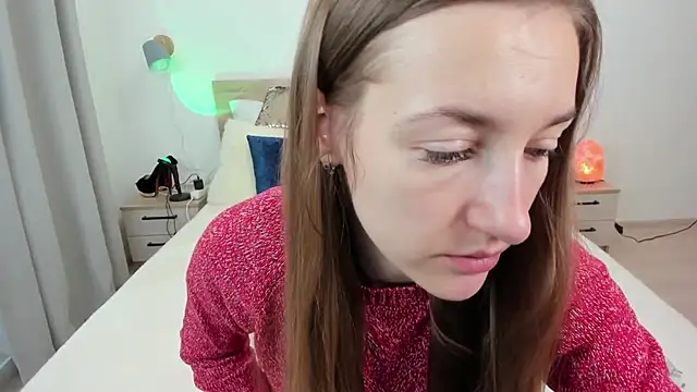 KateRedgar online show from October 31, 12:35 pm