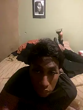 Moorella1 online show from December 22, 5:57 pm