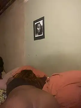 Snapshot of Moorella1 chatting on February 19, 3:47 am Moorella1 online show from February 19, 3:47 am