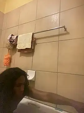 Moorella1 online show from March 4, 5:10 pm