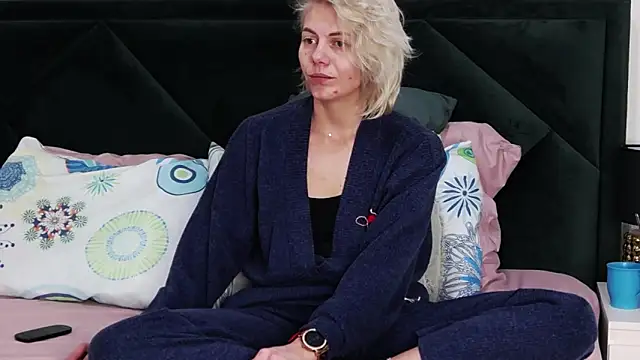 tanyagrey online show from March 4, 6:32 am