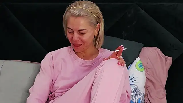 tanyagrey online show from March 6, 6:41 am