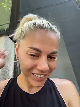 tanyagrey online show from June 26, 7:47 am