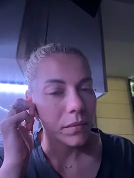 tanyagrey online show from June 12, 6:33 am