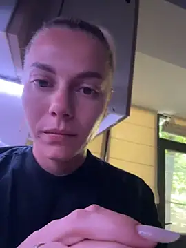 tanyagrey online show from June 17, 6:02 am
