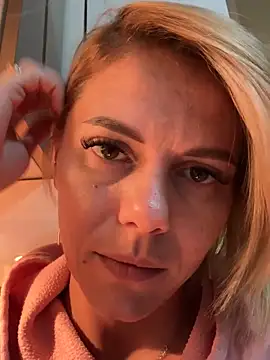 tanyagrey online show from October 16, 7:16 am