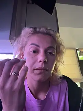 tanyagrey online show from May 7, 5:44 am