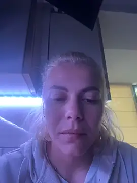 tanyagrey online show from May 28, 5:59 am