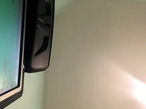 Snapshot of MasterKARATASSAKK chatting on February 24, 2:15 pm MasterKARATASSAKK online show from February 24, 2:15 pm