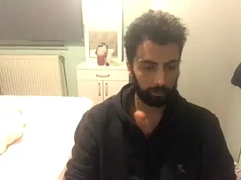 Snapshot of MasterKARATASSAKK chatting on February 21, 7:10 pm MasterKARATASSAKK online show from February 21, 7:10 pm