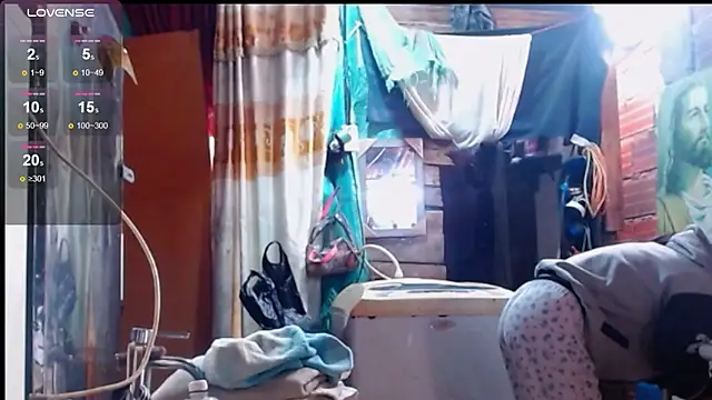 Alanagracia online show from October 25, 1:34 pm