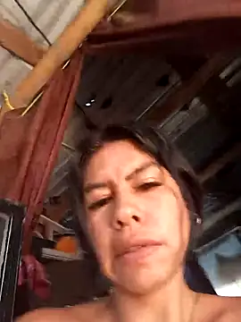 Alanagracia online show from November 2, 4:45 pm