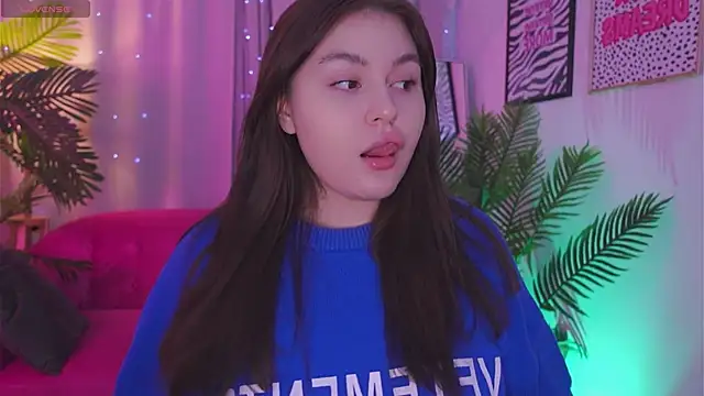 Mia  Peach online show from March 15, 9:16 pm